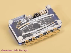 MI:pro kék védőtok és BBC micro:bit v2 panel