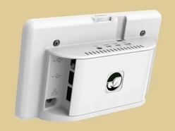 Raspberry Pi 7 inch display és Pi 4 fehér