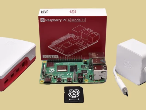 Raspberry Pi 4 Official KIT 2GB RAM / 32GB SD